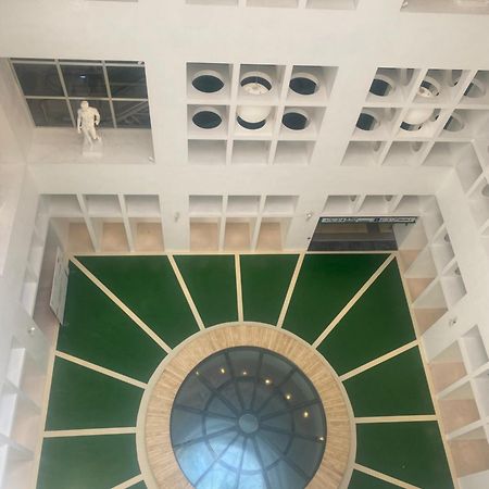 Casa Tiare, The Heart Of Piazza Plebiscito Apartment Наполи Екстериор снимка