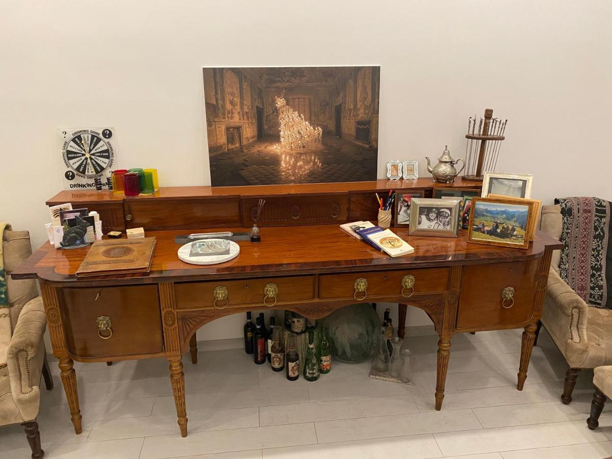 Casa Tiare, The Heart Of Piazza Plebiscito Apartment Наполи Екстериор снимка